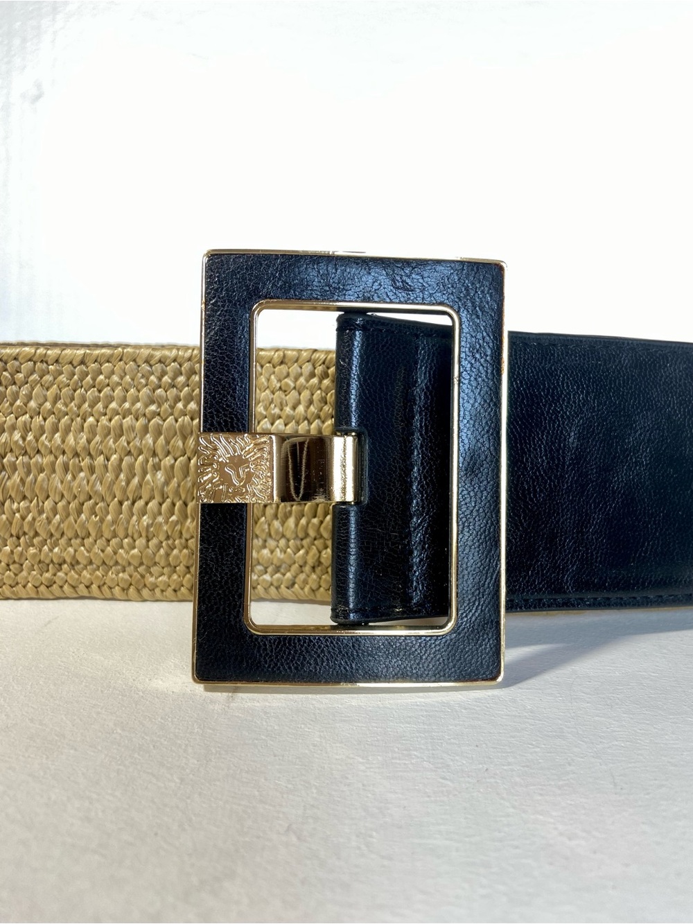 Vintage 80s Anne Klein Wide Woven Raffia Black Leatherette Belt Gold l Lion Logo